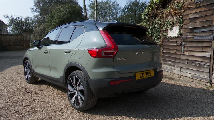 VOLVO XC40 ELECTRIC ESTATE 170kW Recharge Plus 69kWh 5dr Auto
